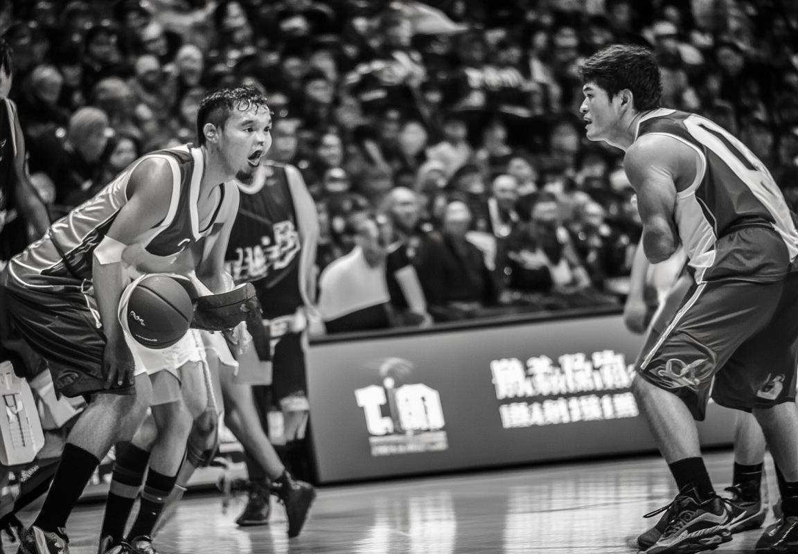 2017赛季CBA辽川对决：球星闪耀与战术对决(图3)